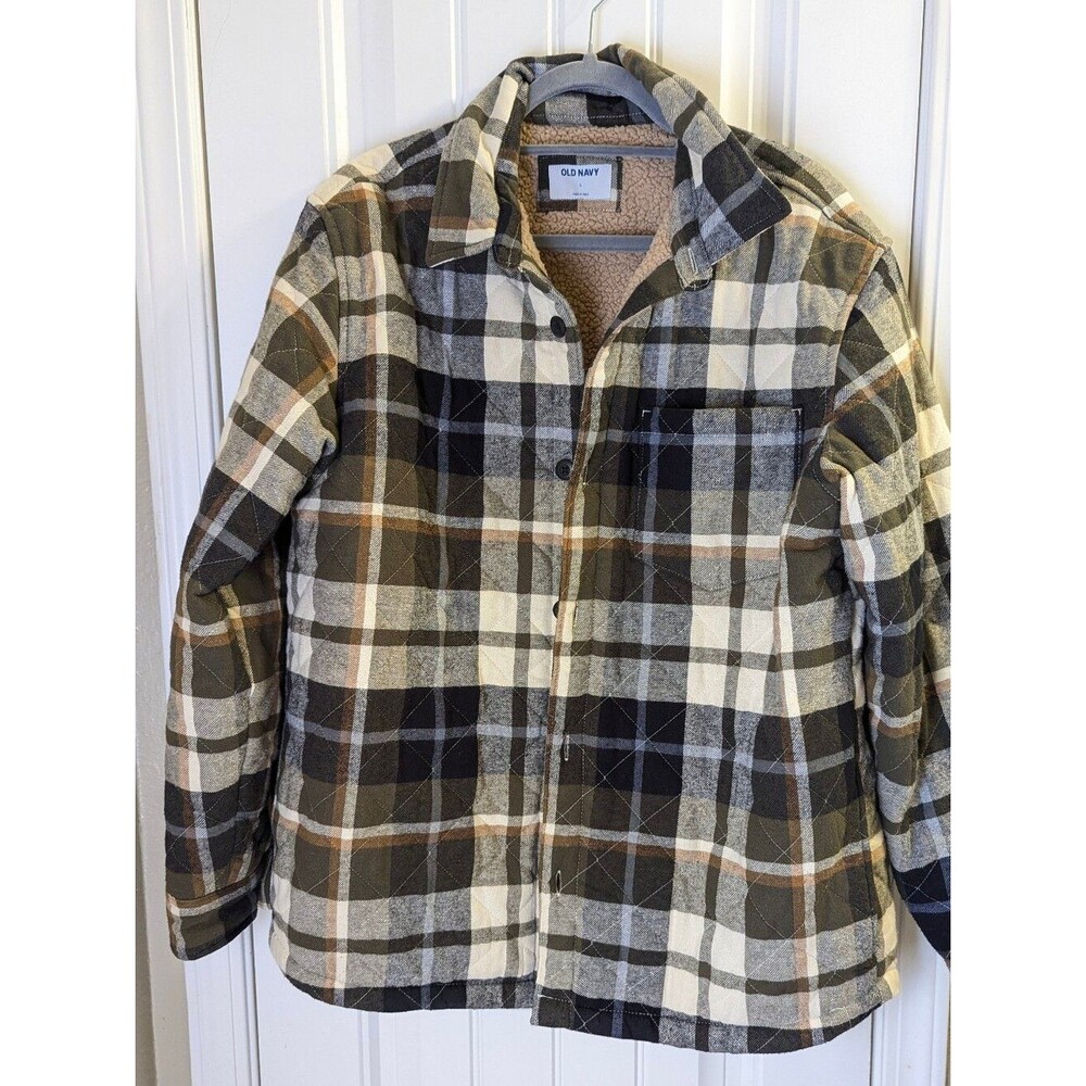 Old Navy Quilted Plaid Jacket in Olive & Cream
